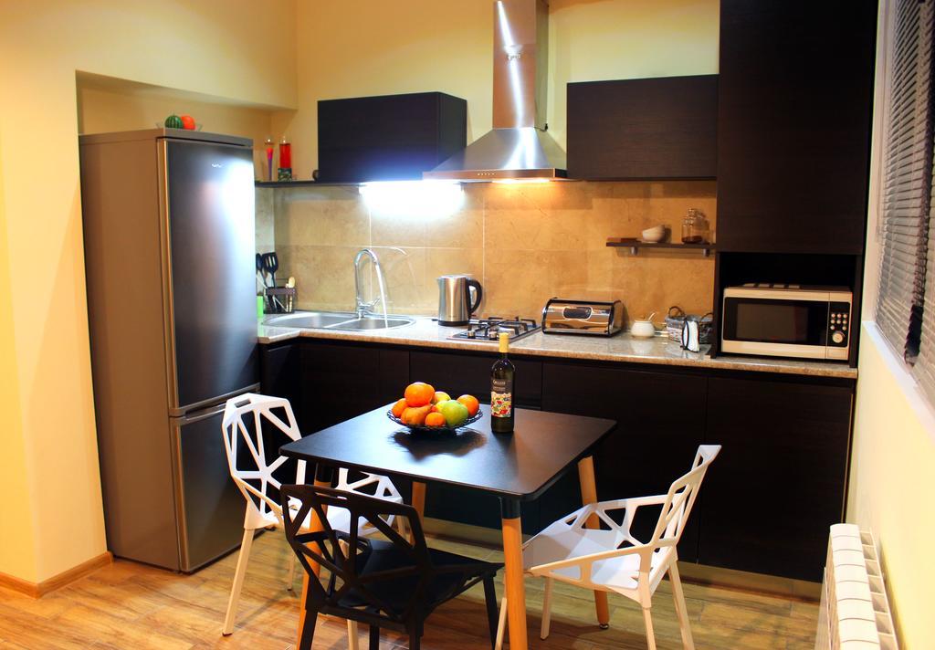 Yango Apartment Тбилиси Экстерьер фото