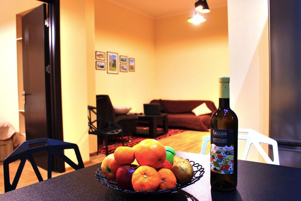 Yango Apartment Тбилиси Экстерьер фото
